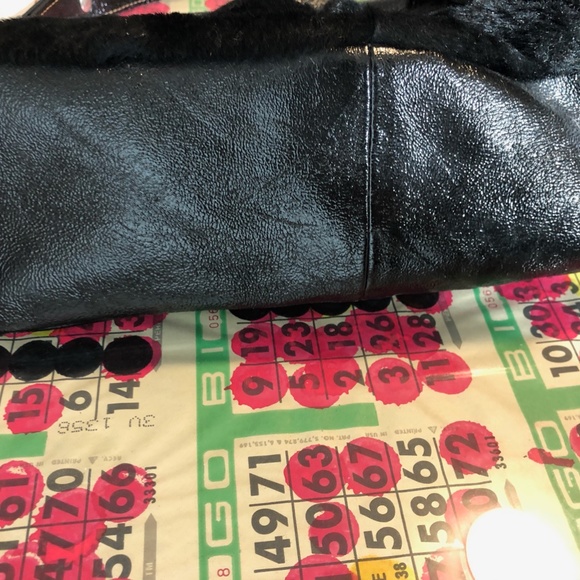 SOLD! Gianni Notaro patent leather purse - Picture 4 of 5